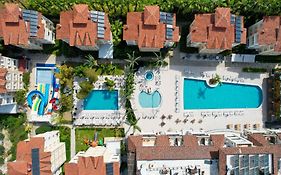 Side Village Family Suite